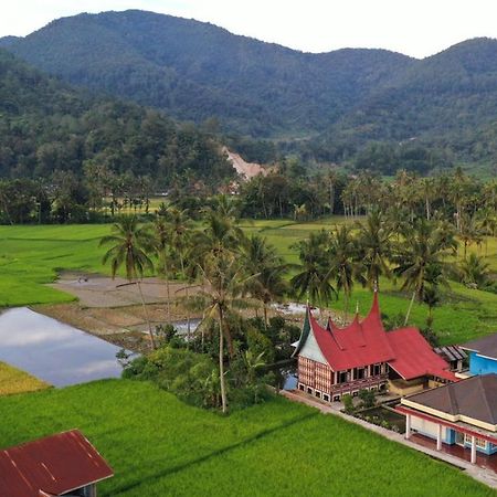Rumah Gadang Tokama, Simarasok Baso Exterior foto