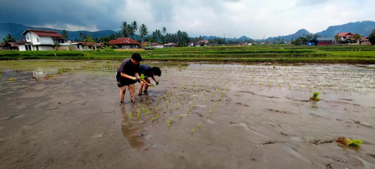 Rumah Gadang Tokama, Simarasok Baso Exterior foto